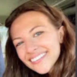 Meet your Posher, Sara